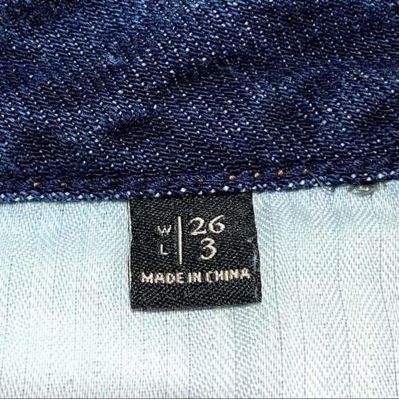 Abercrombie and Fitch Dark Blue Low Rise Button Fly Distress Jean Short Size 26 - Picture 6 of 12